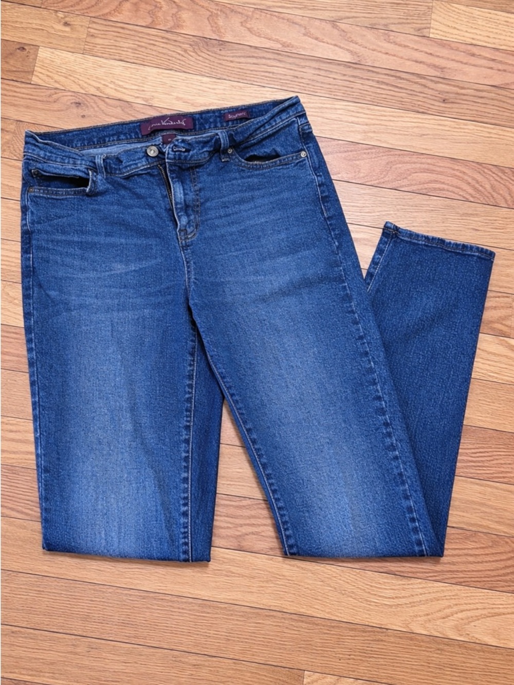 Gloria Vanderbilt Medium Blue Boyfriend Jeans